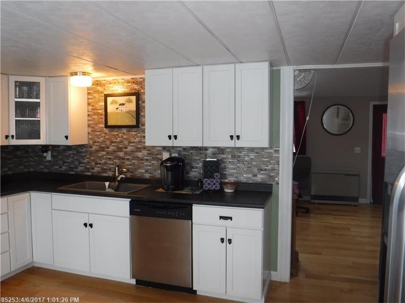 19 Wooster Hill RD, Rome, ME 04963