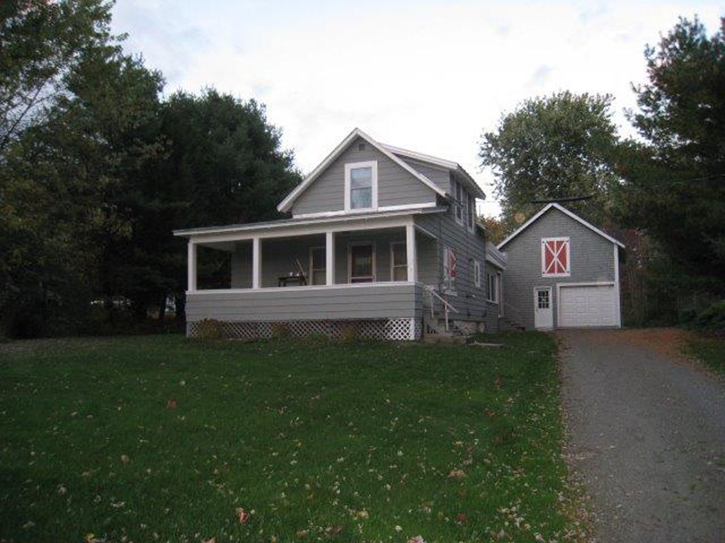 77 Summer Street, Oakland, ME 04963