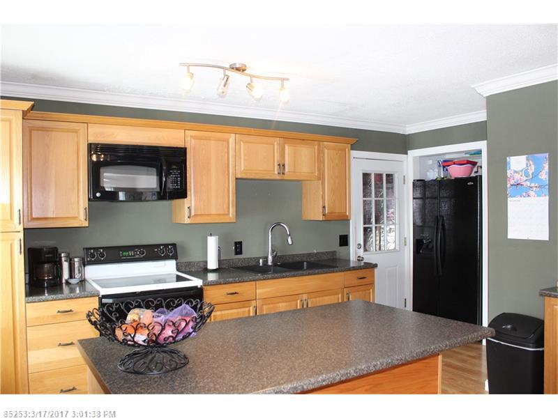 1455 MOOSEHEAD TRL, Plymouth, ME 04969
