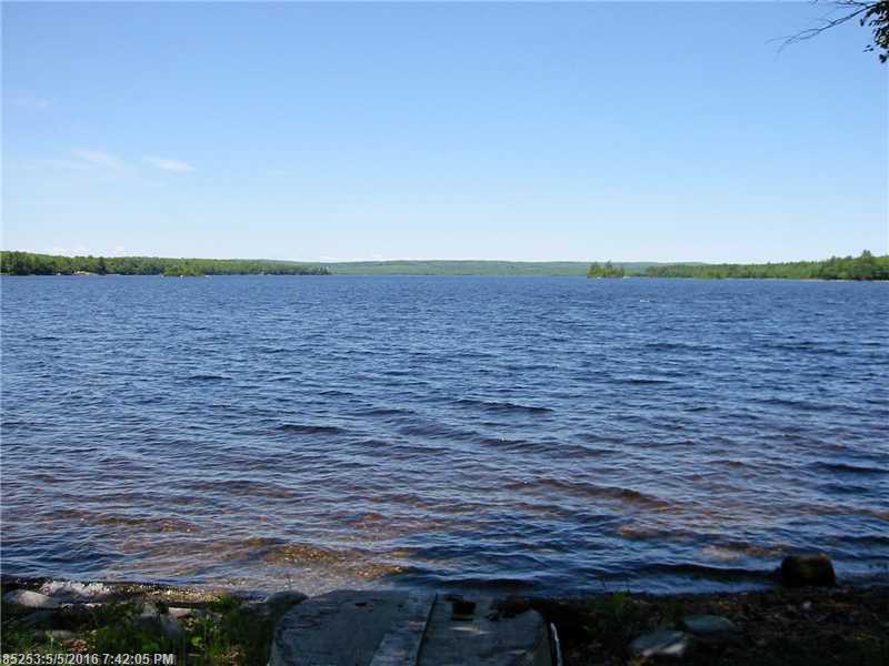 17 & 18 Cliffside DR, Saint Albans, ME 04971