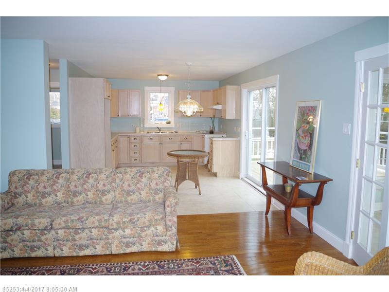 11 Pike AVE, Searsport, ME 04974