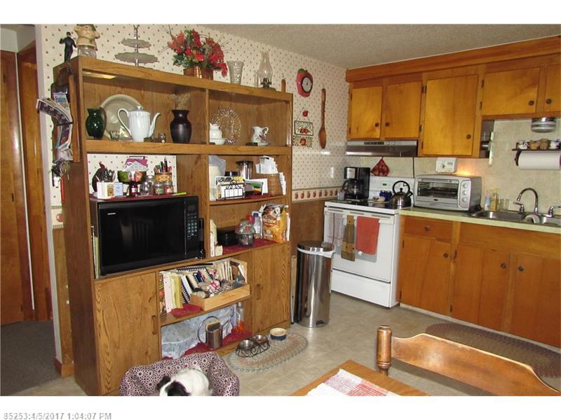 29 Pooler AVE, Skowhegan, ME 04976