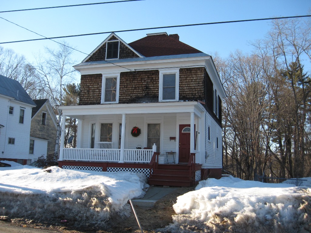 58 Mount Pleasant Avenue, Skowhegan, ME 04976