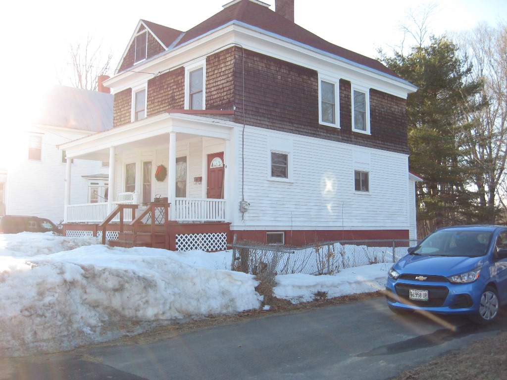 58 Mount Pleasant Avenue, Skowhegan, ME 04976