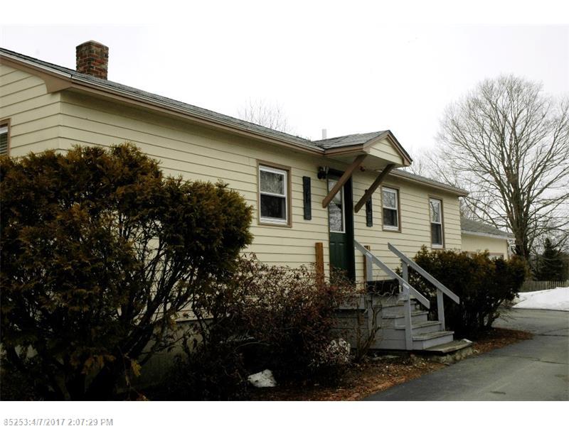 29 Chestnut ST, Skowhegan, ME 04976