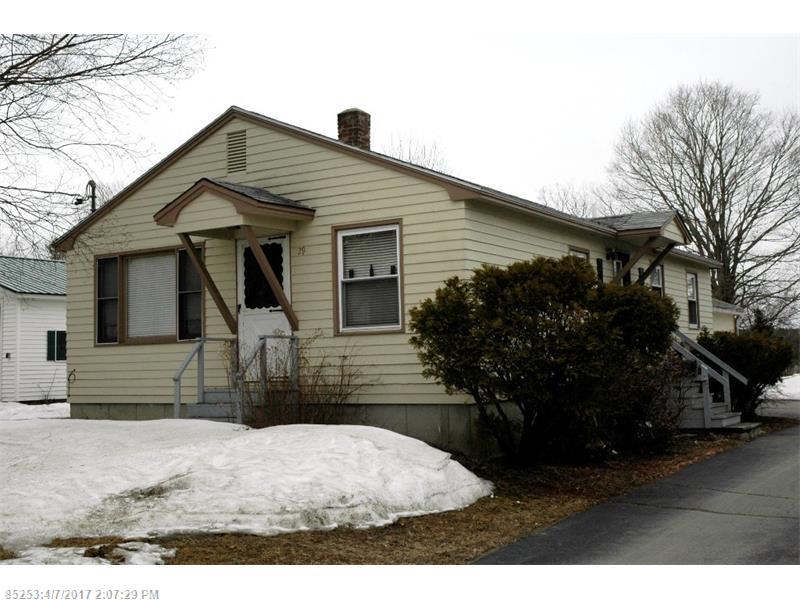 29 Chestnut ST, Skowhegan, ME 04976