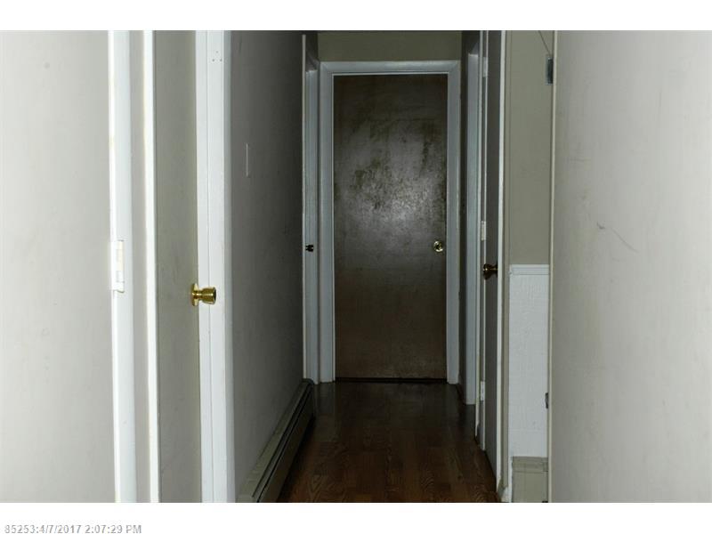 29 Chestnut ST, Skowhegan, ME 04976