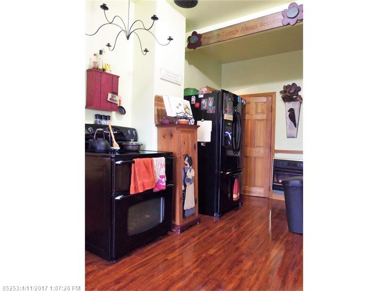 17 North Main ST, Solon, ME 04979