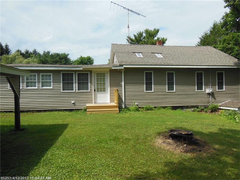 85 Crowell RD, Unity, ME 04988