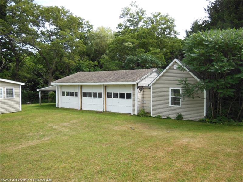 85 Crowell RD, Unity, ME 04988