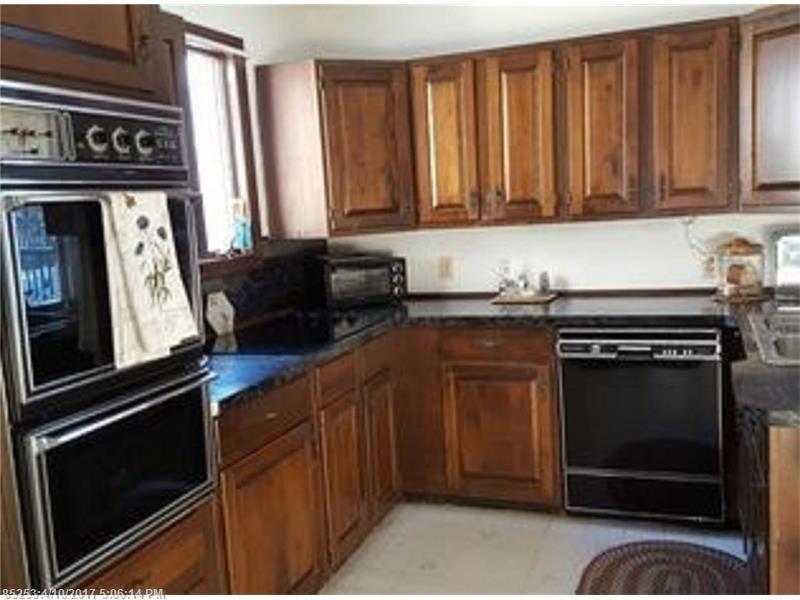 747 Bog RD, Vassalboro, ME 04989