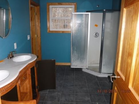 8 Chelsea DriveStandish, ME, 04084Cumberland County
