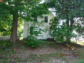42 Knapp StLivermore Falls, ME, 04254Androscoggin County