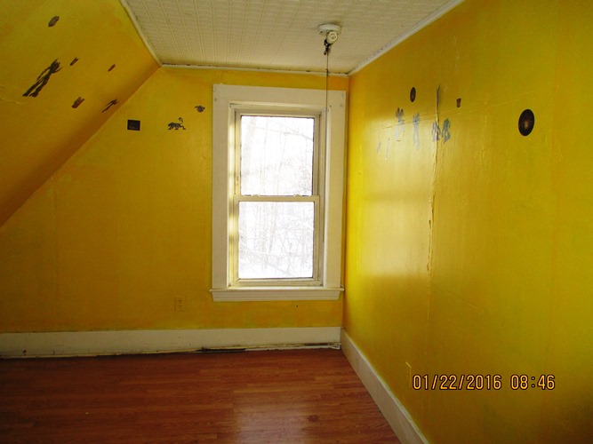 81 Oxford StMillinocket, ME, 04462Penobscot County