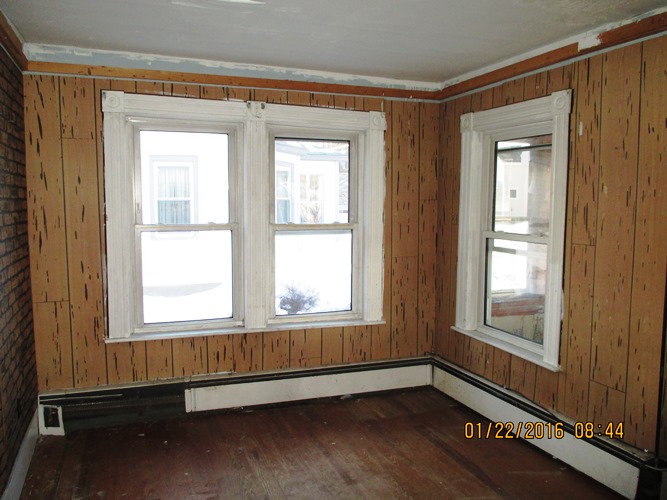 81 Oxford StMillinocket, ME, 04462Penobscot County