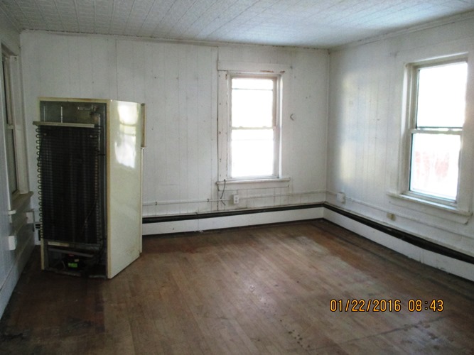 81 Oxford StMillinocket, ME, 04462Penobscot County