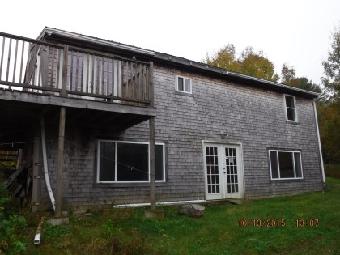 186 Mile Hill RdNew Sharon, ME, 04955Franklin County