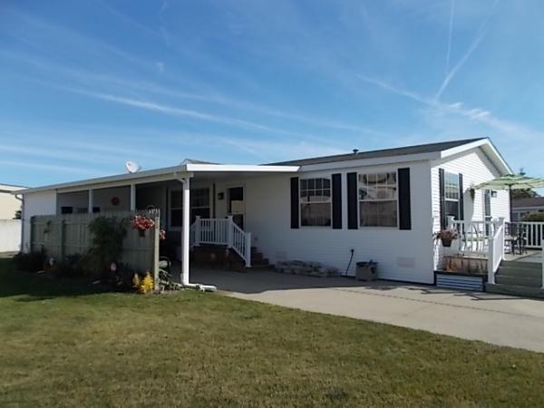 Silver Springs 23477 Stone Castle Dr.Clinton Township, MI 48036