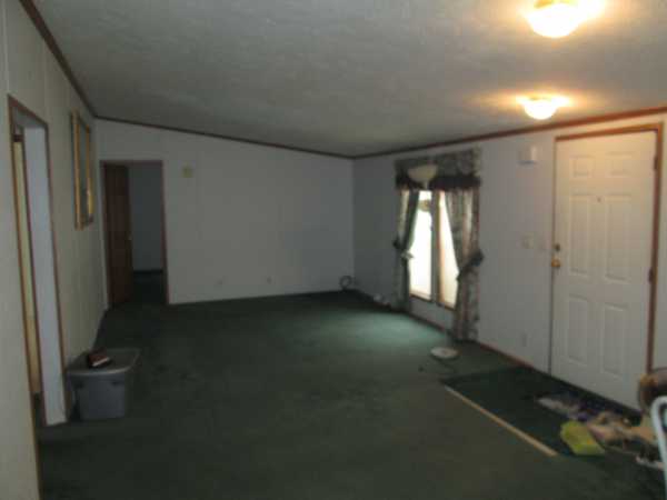 Silver Springs 43450 Colonial DrClinton Township, MI 48036