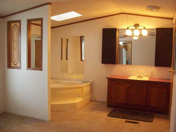 Westbridge Manor 21440 Celeste Dr.Macomb, MI 48044