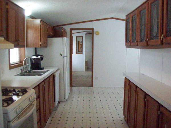 Westbridge Manor 21440 Celeste Dr.Macomb, MI 48044