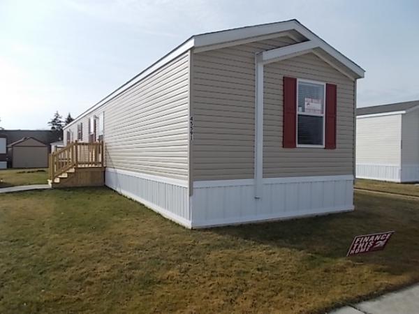 Westbridge Manor 45591 Nichole Dr.Macomb, MI 48044