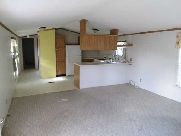 Camelot Villa 46333 WESTMINSTERMacomb, MI 48044