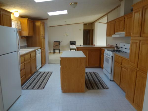 Meadow Creek 33296 Trellis CourtNew Haven, MI 48048
