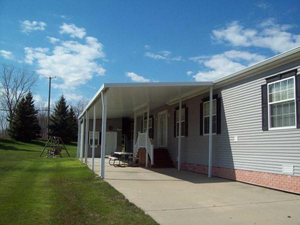 Millstone Pond 57465 SawmillLenox, MI 48048