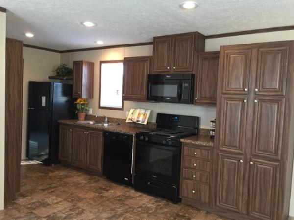Carriage Way 52197 Quaker HillChesterfield, MI 48051