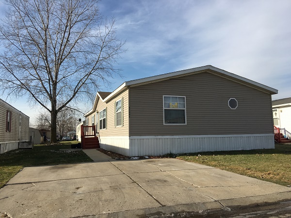 Carriage Way 52095 Nantucket LaneChesterfield, MI 48051