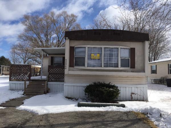 Carriage Way 52940 N. Yorktown CourtChesterfield, MI 48051