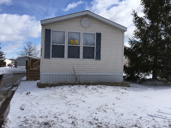 Carriage Way 52150 Lexington LaneChesterfield, MI 48051