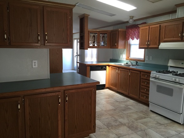 Carriage Way 29336 GeorgetownChesterfield, MI 48051