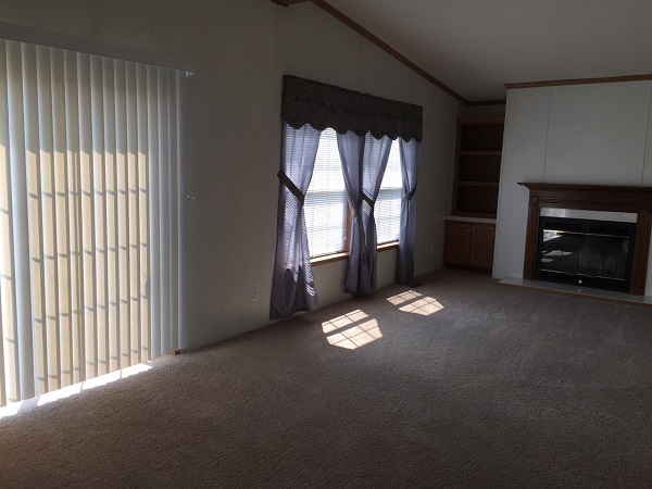 Carriage Way 29336 GeorgetownChesterfield, MI 48051
