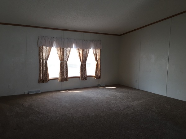 Carriage Way 29336 GeorgetownChesterfield, MI 48051