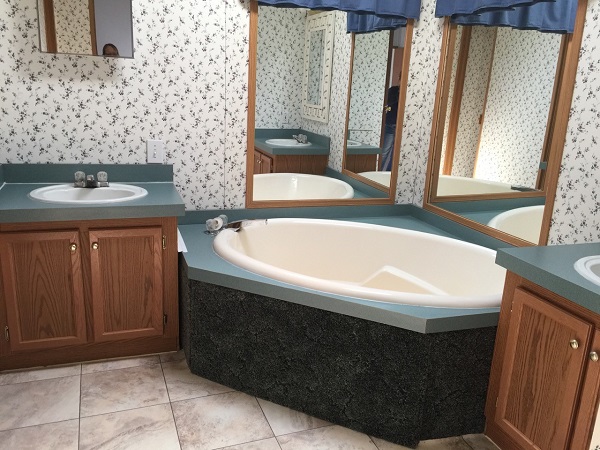 Carriage Way 29336 GeorgetownChesterfield, MI 48051