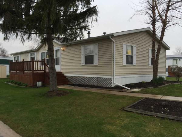 Carriage Way 29858 W. Essex CourtChesterfield, MI 48051