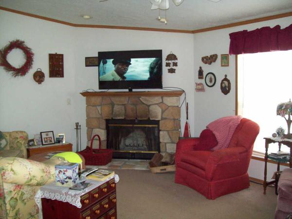 The Lakes Estates 6236 Twin Lakes DriveKimball, MI 48074