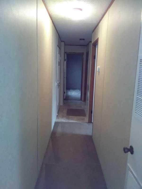 Lafayette Place 908 Cour RettaWarren, MI 48091