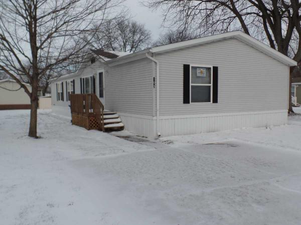 Belle Villa Meadows 103 Carmell St.Belleville, MI 48111
