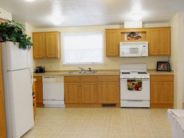 Rawsonville Woods 286 Edgewood DriveBelleville, MI 48111