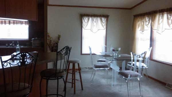Belle Villa Lake64 MenloBelleville, MI 48111