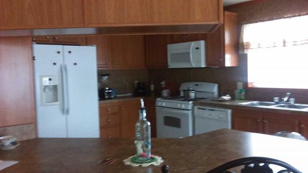 Belle Villa Lake64 MenloBelleville, MI 48111