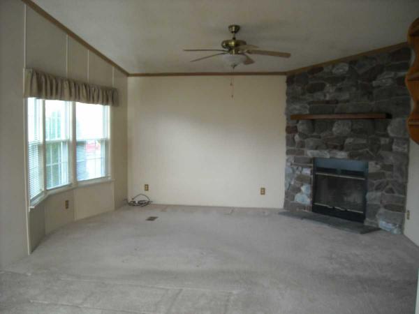 American Presidential Estates 6201 Truman DriveBelleville, MI 48111