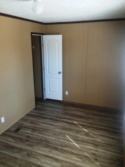 Van Buren Estates 28 LocustBelleville, MI 48111