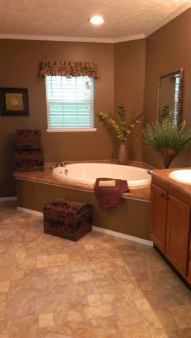 Sylvan Crossing 23031 Evergreen CircleChelsea, MI 48118