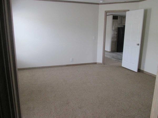 Deerfield Estates 25357 Phoenix CtFlat Rock, MI 48134