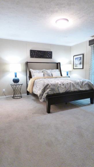 Tanglewood Village 24511 Edwin DrFlat Rock, MI 48134