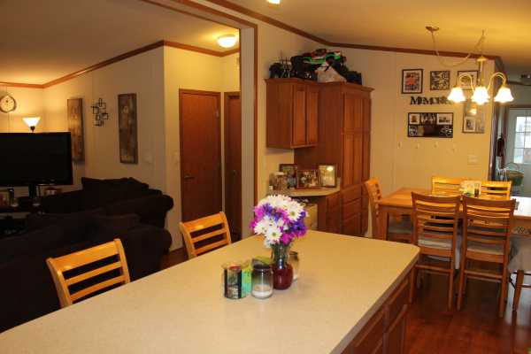 Country Meadows 28591 ParkviewFlat Rock, MI 48134